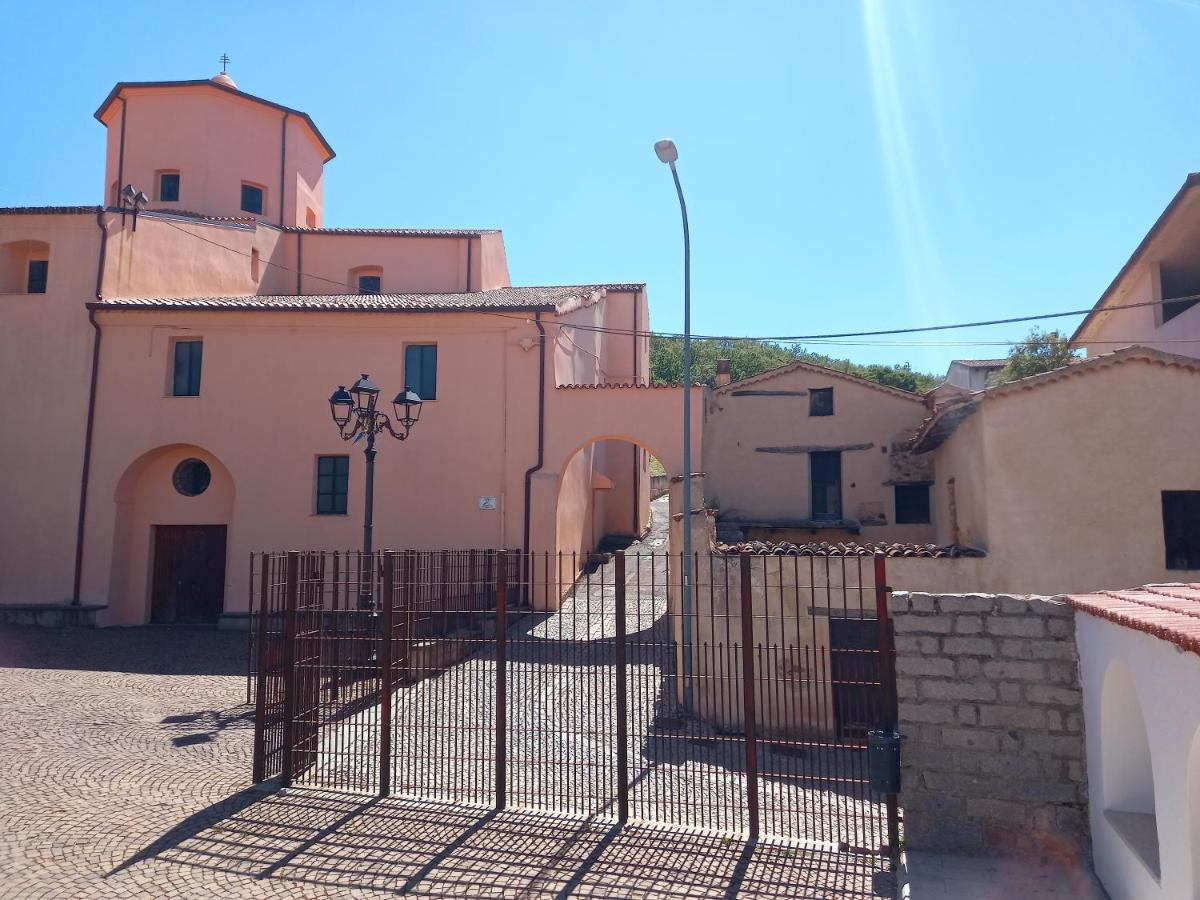 "B&B Santu Giuvanni" Фони Екстериор снимка
